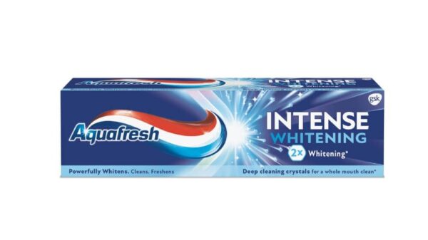 Aquafresh Intense Whitening – изключително избелваща паста за зъби с дълбоко почистване, 75 мл